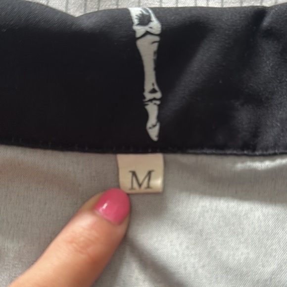 Collard skull dress shirt - Picture 3 of 3